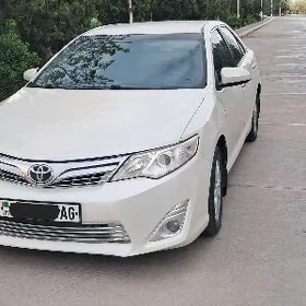 Toyota Camry 2015