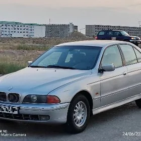 BMW E39 2001