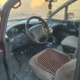 Toyota Previa 1997