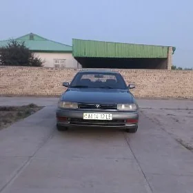 Toyota Vista 1992