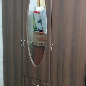 шифоньер