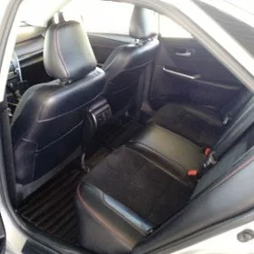 Toyota Camry 2016