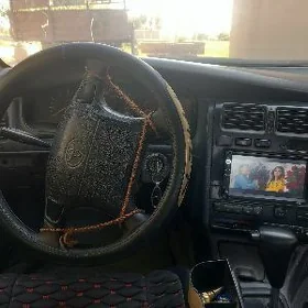 Toyota Corona 1995