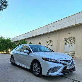 Toyota Camry 2022