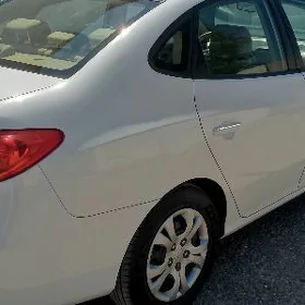 Hyundai Elantra 2010