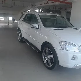 Mercedes-Benz ML350 2010