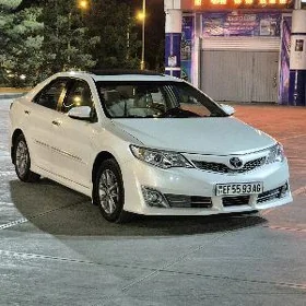 Toyota Camry 2012