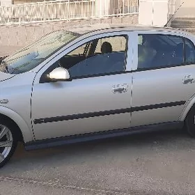 Opel Astra 2001
