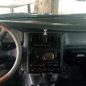 Toyota Corona 1995
