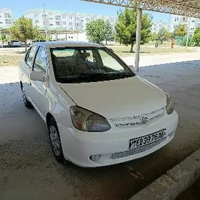 Toyota Echo 2002