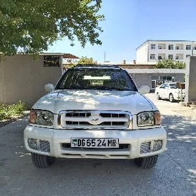 Nissan Pathfinder 2001