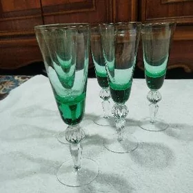 Гадым хрусталлал