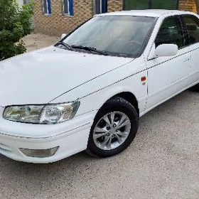 Toyota Camry 2001