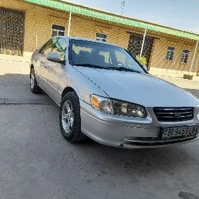 Toyota Camry 1999