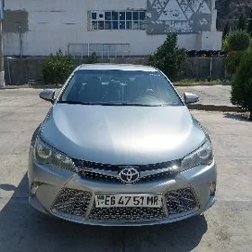 Toyota Camry 2016