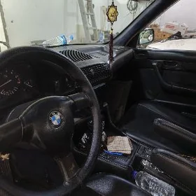 BMW 525 1992