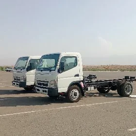 Mitsubishi Canter 2025