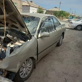 Toyota Carina 1995