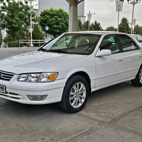 Toyota Camry 2000