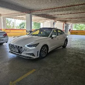 Hyundai Sonata 2020