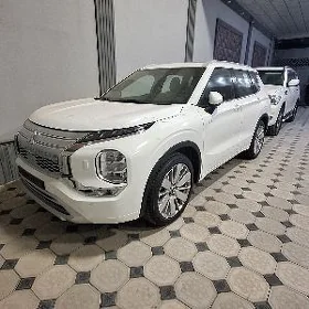 Mitsubishi Outlander 2026