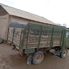 UAZ 452 1991