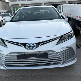 Toyota Camry 2022
