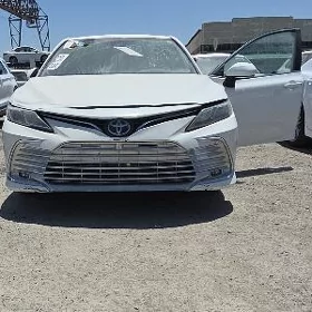 Toyota Camry 2023