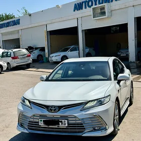 Toyota Camry 2022