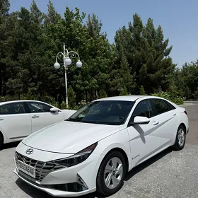 Hyundai Elantra 2021