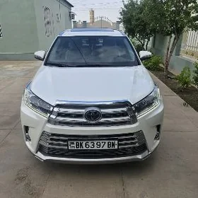 Toyota Highlander 2019