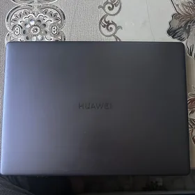 Huawei matebook D14