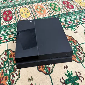 play station  4 FAT