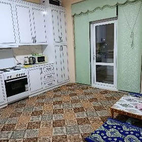 Komnat bar taze Gurtlyda