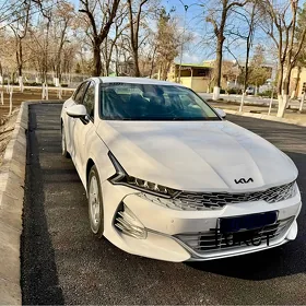 Kia K5 2021