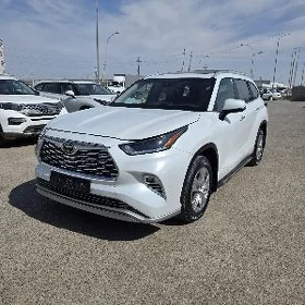 Toyota Highlander 2022