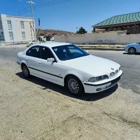BMW E39 1999