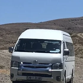 hiace hyzmaty