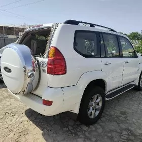 Toyota Land Cruiser Prado 2005