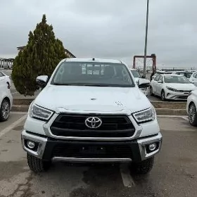 Toyota Hilux 2025