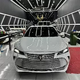 Toyota Avalon 2020