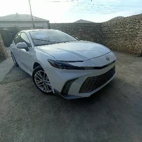 Toyota Camry 2024
