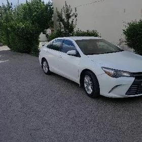 Toyota Camry 2017