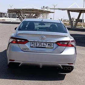 Toyota Camry 2022
