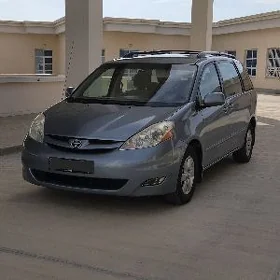 Toyota Sienna 2008