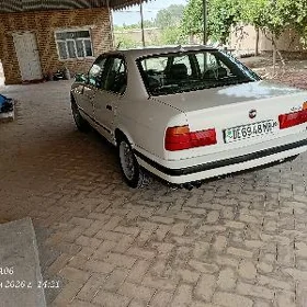 BMW 520 1990