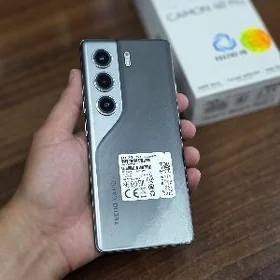 Tecno camon 40Pro