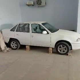 Daewoo Nexia 1994