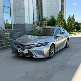 Toyota Camry 2023
