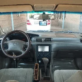 Toyota Camry 2001